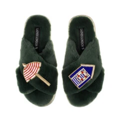 Classic Laines Slippers With Beach Hut & Parasol Brooches