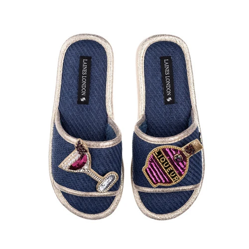 Straw Braided Sandals With Raspberry Liqueur Brooches