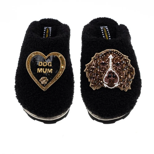 Teddy Closed Toe Slippers With Duke & Dog Mum Brooches