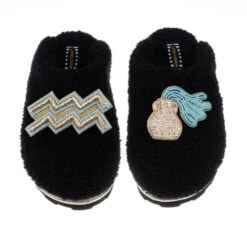 Teddy Closed Toe Slippers With Aquarius Star Sign Brooches