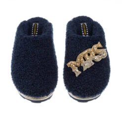 Teddy Closed Toe Slippers With Mrs Brooch