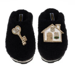 Teddy Closed Toe Slippers With New Home Brooches