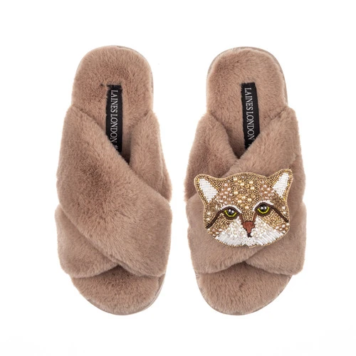 Classic Laines Slippers With Tom Cat Brooch