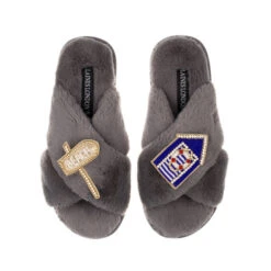 Classic Laines Slippers With Beach Hut & Beach Sign Brooches